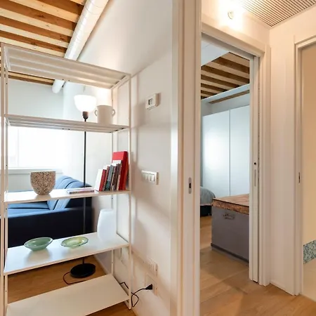 Mel House Apartmán *
