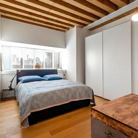 Apartment Mel House *